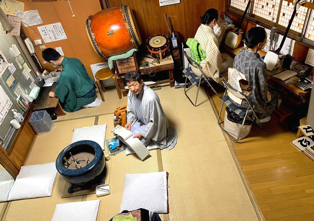 新宿末廣亭の楽屋