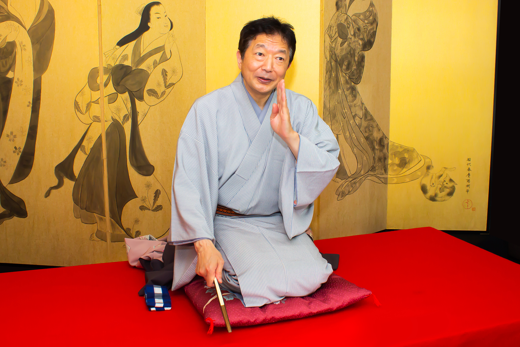 落語を演じる世之介師匠